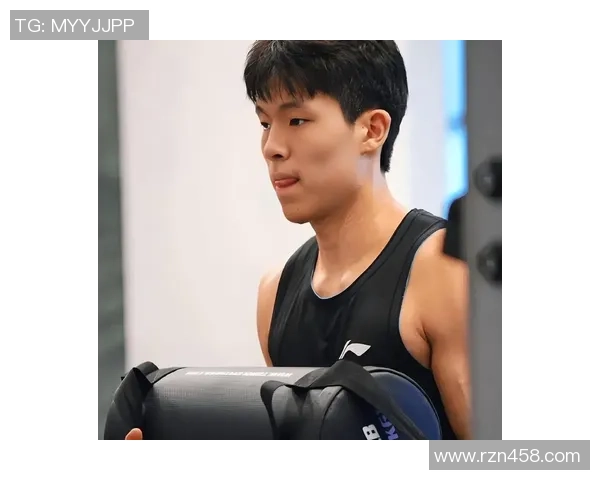 8分钟4中0！杨瀚森接连3场得分挂蛋，三分球14中1“高炮台”泄露